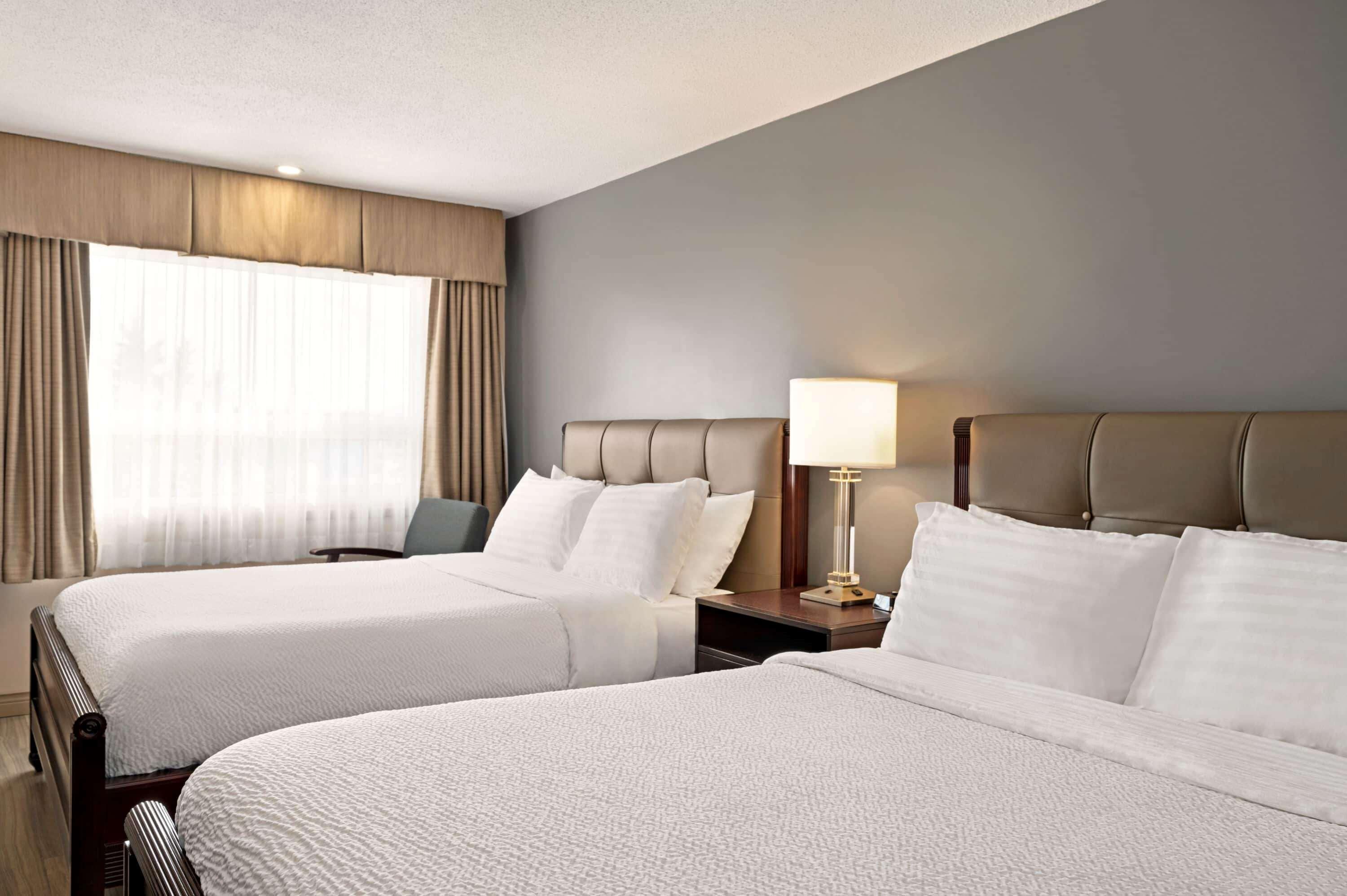 Days Inn By Wyndham Fredericton Exteriör bild