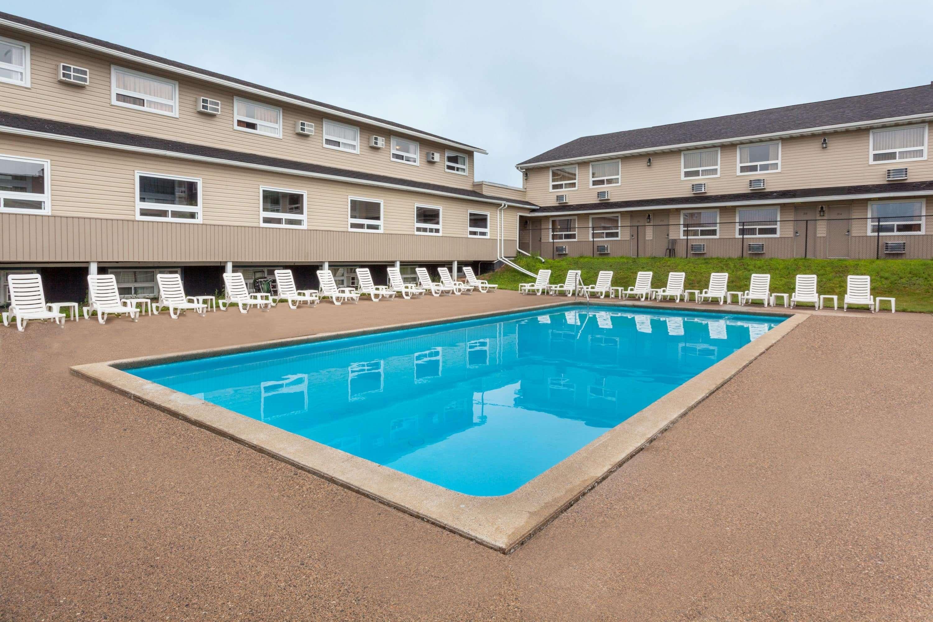 Days Inn By Wyndham Fredericton Exteriör bild
